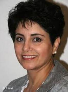 خانم ژاله وفا: رعایت حقوق شهروندی اقوام ایرانی ضامن بقای ایران